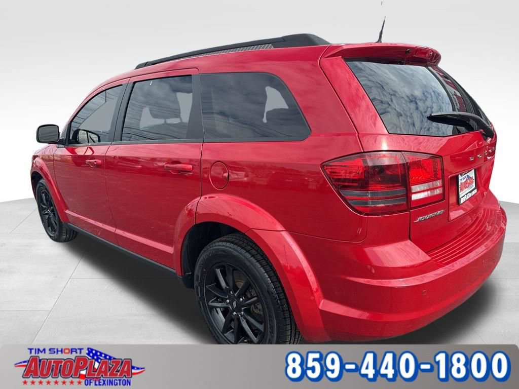 Used 2020 Dodge Journey SE w/ SE Popular Equipment Group image 2