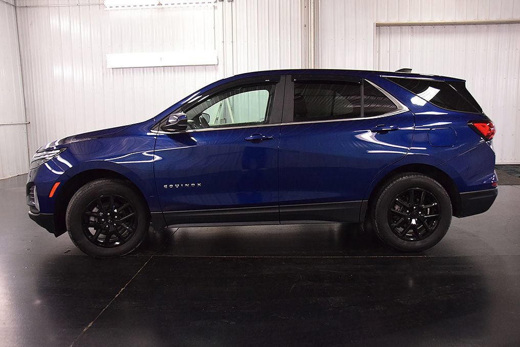 Used 2022 Chevrolet Equinox LT AWD/4WD image 4