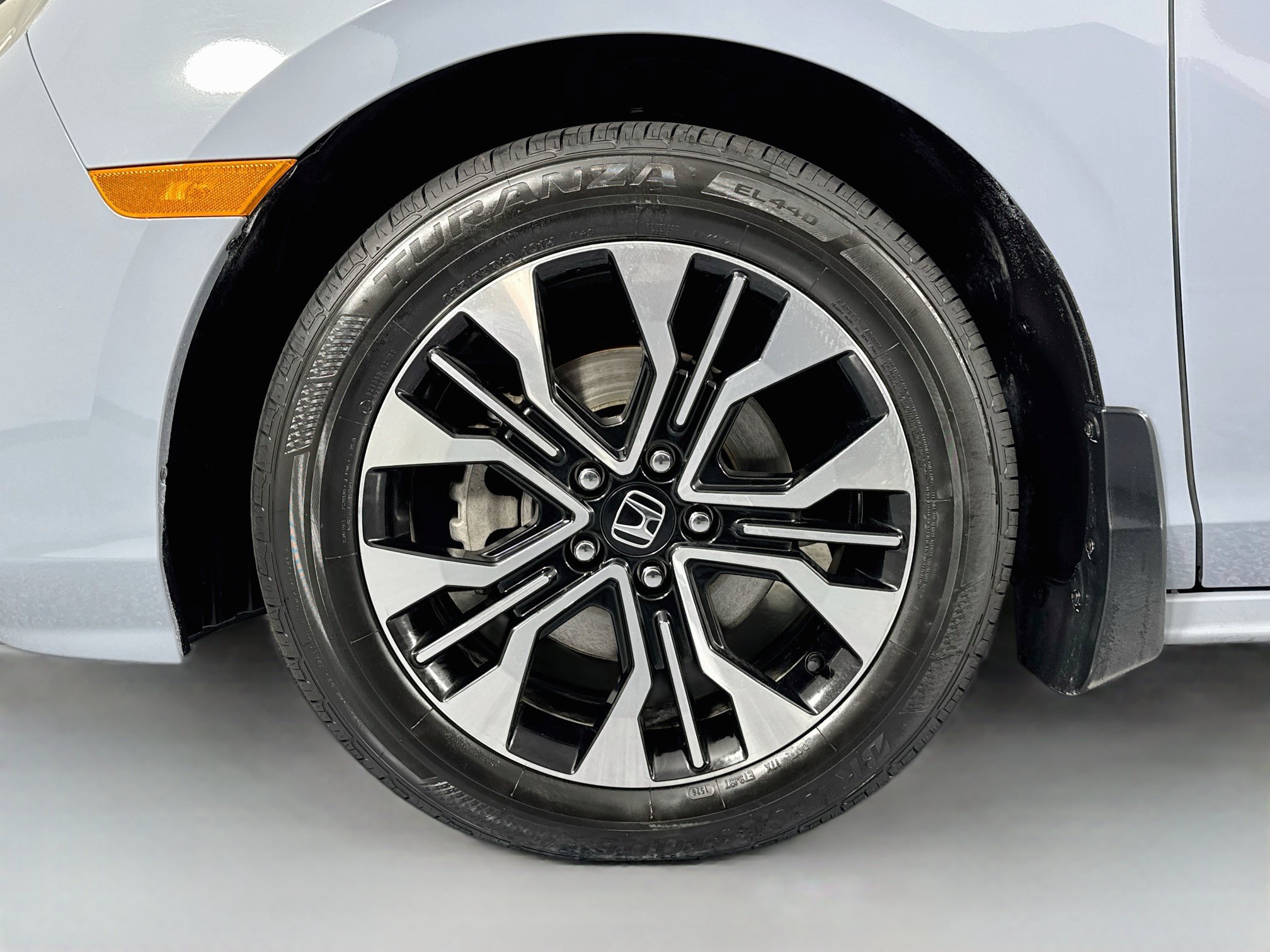 Certified 2025 Honda Odyssey Elite image 34
