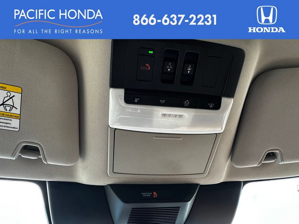 Used 2023 Nissan Pathfinder Platinum FWD image 31