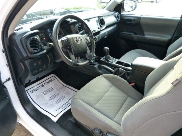 Used 2022 Toyota Tacoma SR image 33