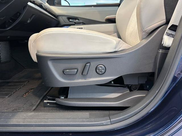 Certified 2024 Nissan Ariya FWD image 17