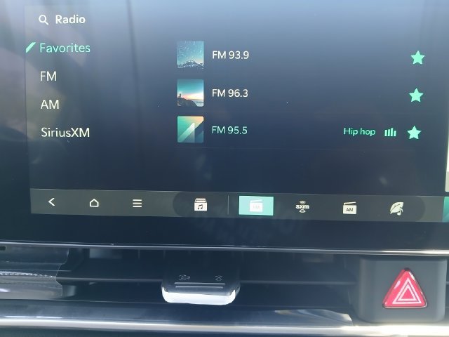 New 2026 Kia Carnival EX FWD image 29