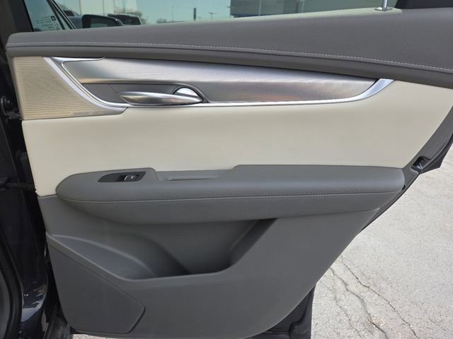 Used 2023 Cadillac XT5 Premium Luxury AWD/4WD image 29