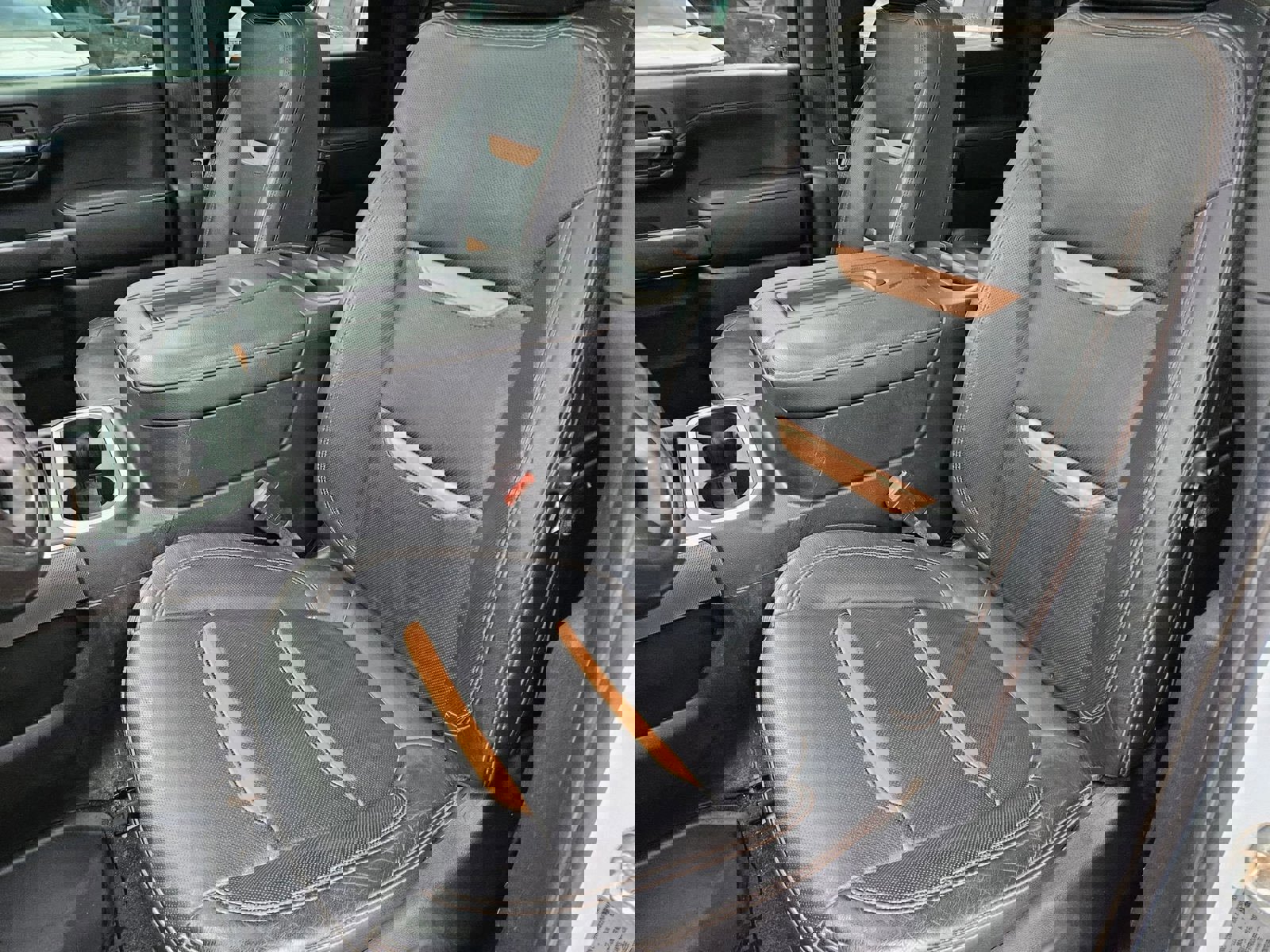 Used 2021 GMC Sierra 2500 AT4 w/ AT4 Premium Plus Package image 55