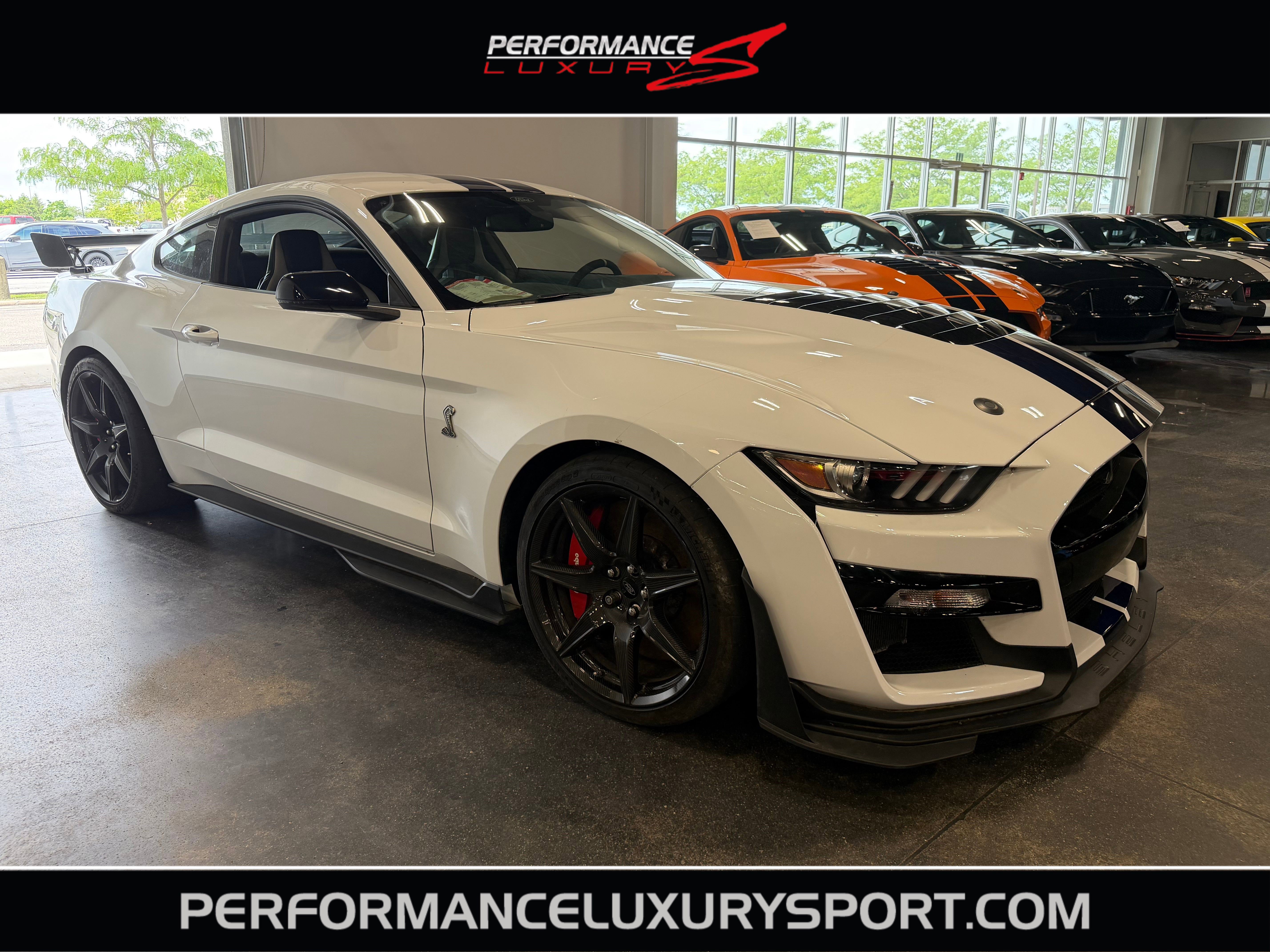 Used 2021 Ford Mustang Shelby GT500 w/ Carbon Fiber Track Pack RWD video 1
