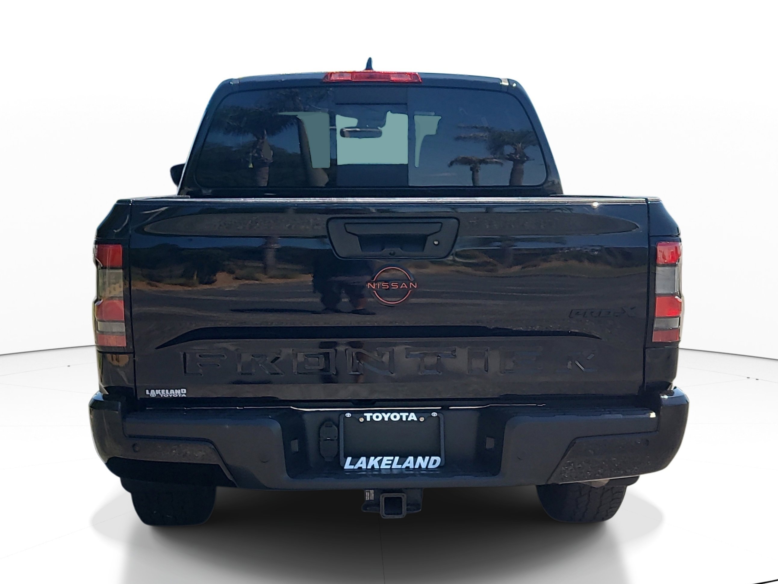 Used 2024 Nissan Frontier Pro-X w/ Pro Convenience Package RWD image 6