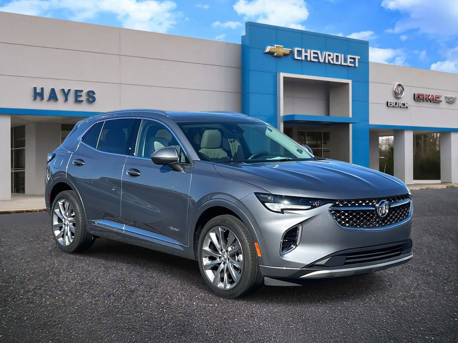 Used 2022 Buick Envision Avenir w/ Technology Package II image 1