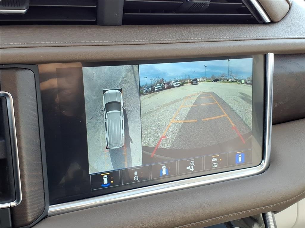 Used 2022 GMC Yukon XL Denali image 27