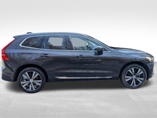 Certified 2023 Volvo XC60 B5 Plus w/ Protection Package Premier image 9