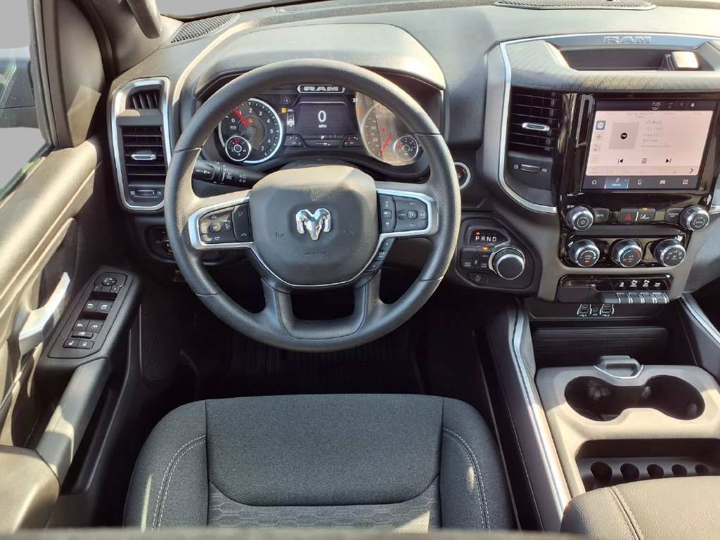 New 2026 RAM 1500 Express AWD/4WD image 4