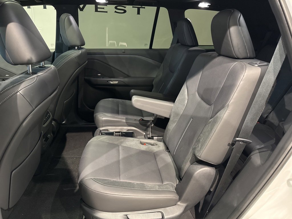 Used 2025 Lexus TX 350 AWD image 31