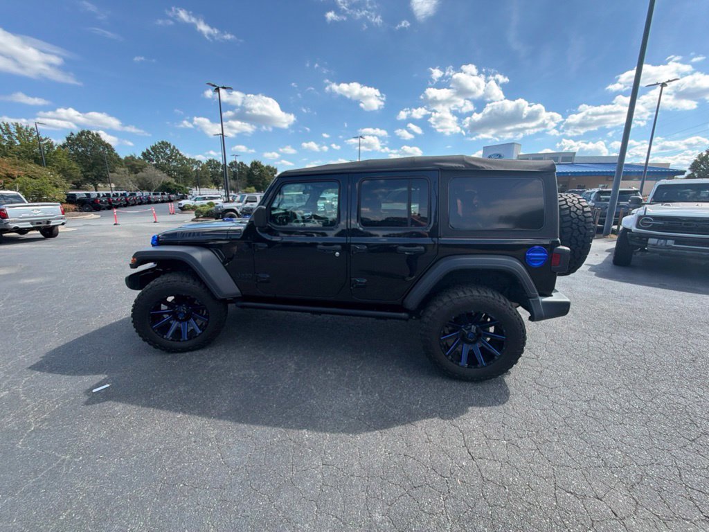 Used 2021 Jeep Wrangler Unlimited Sport AWD/4WD image 17