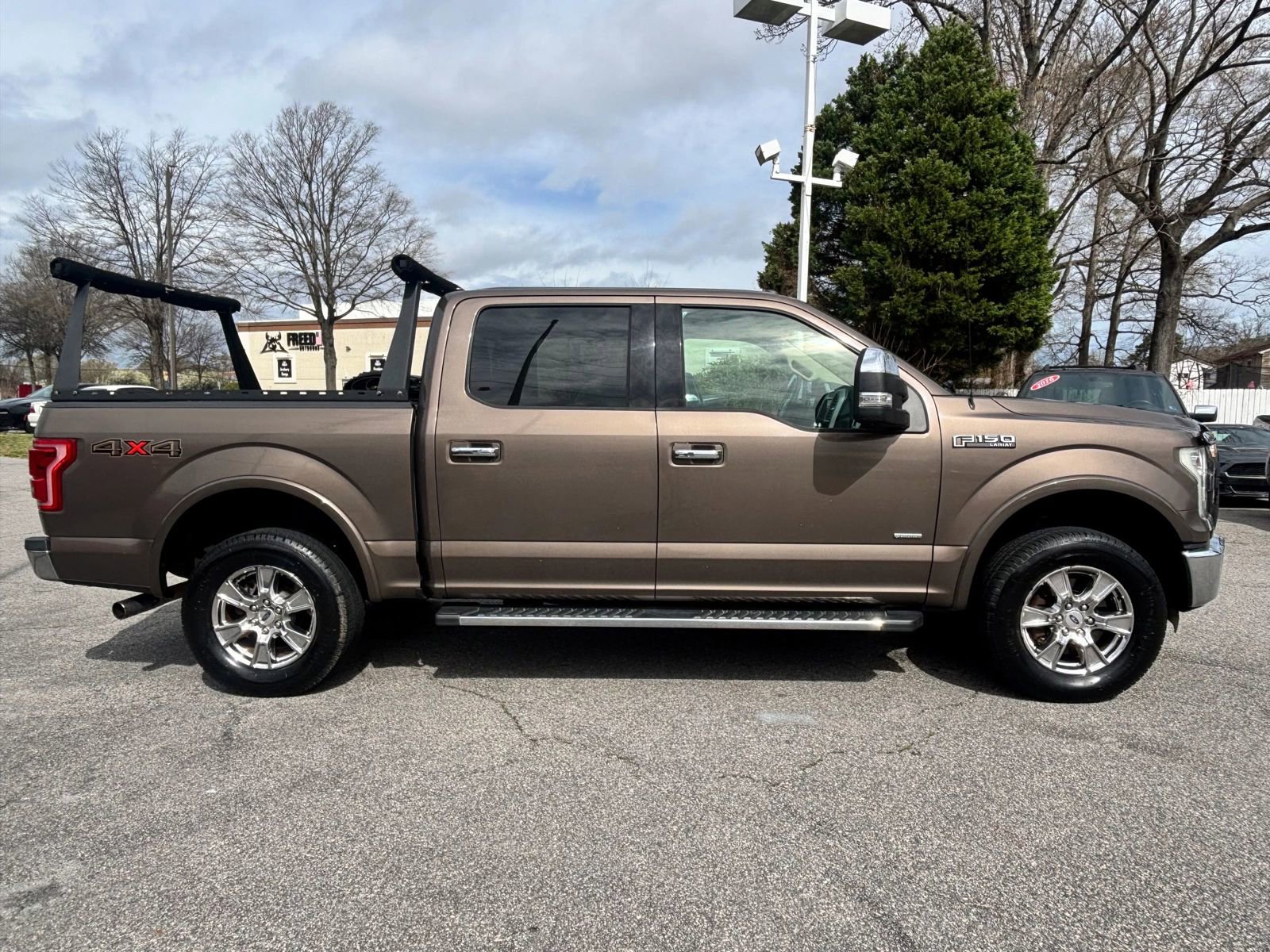 Used 2016 Ford F150 Lariat w/ Equipment Group 502A Luxury image 2