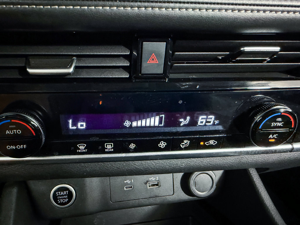 Certified 2022 Nissan Rogue SV FWD image 19
