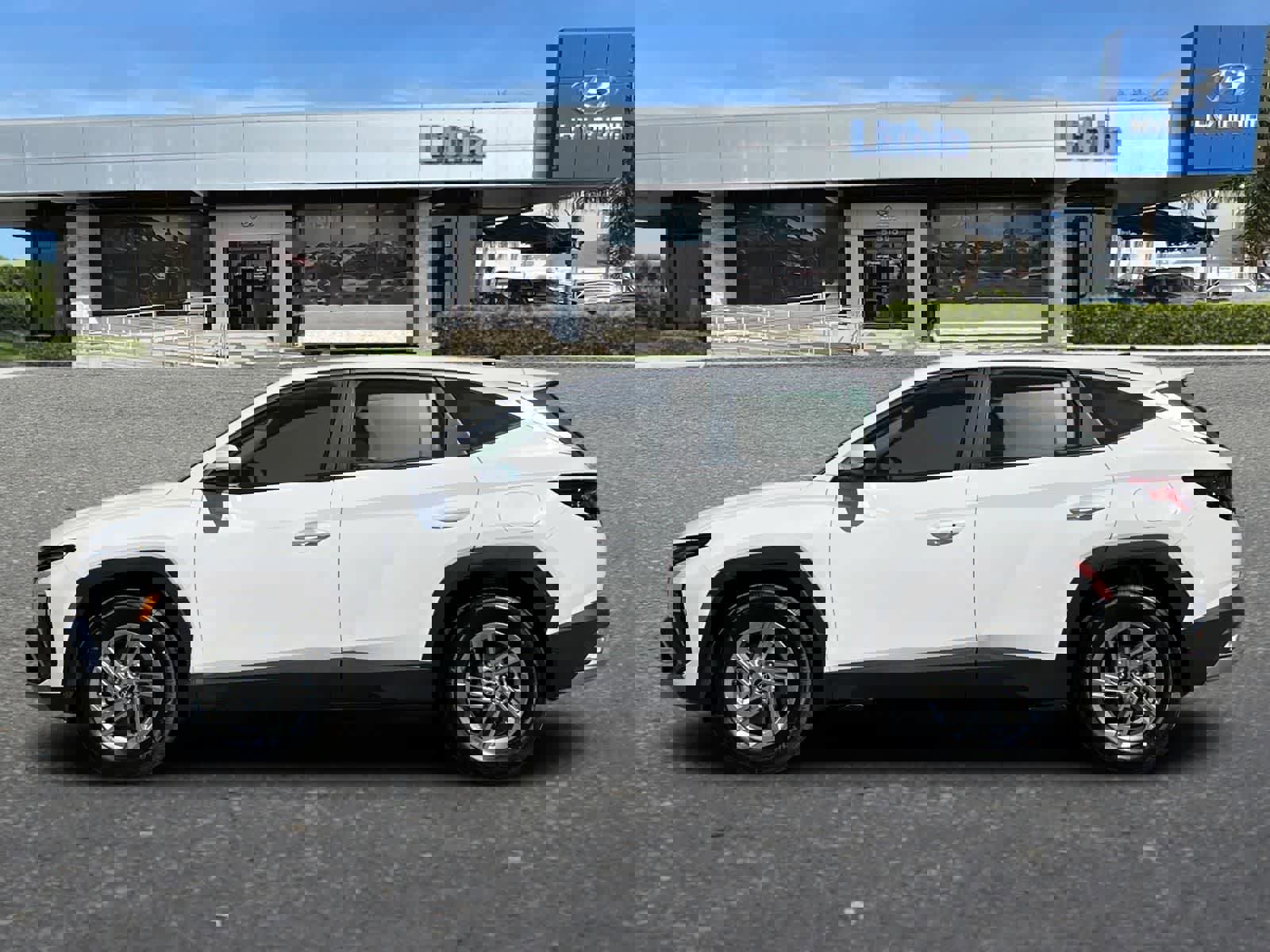 New 2025 Hyundai Tucson SE image 5