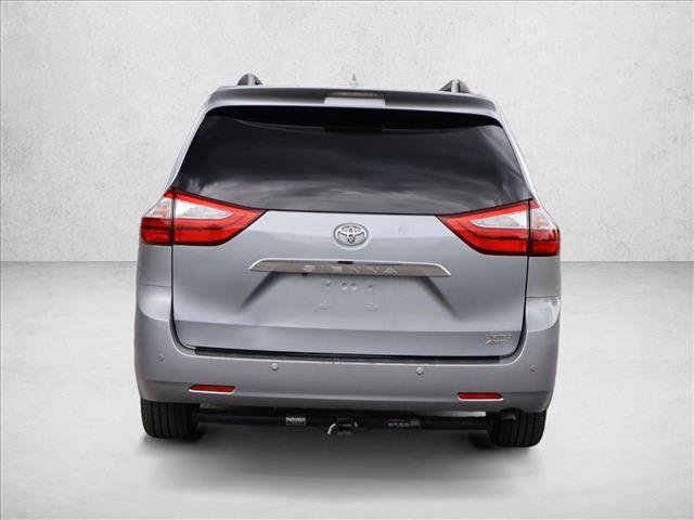Used 2017 Toyota Sienna Limited Premium AWD/4WD image 8