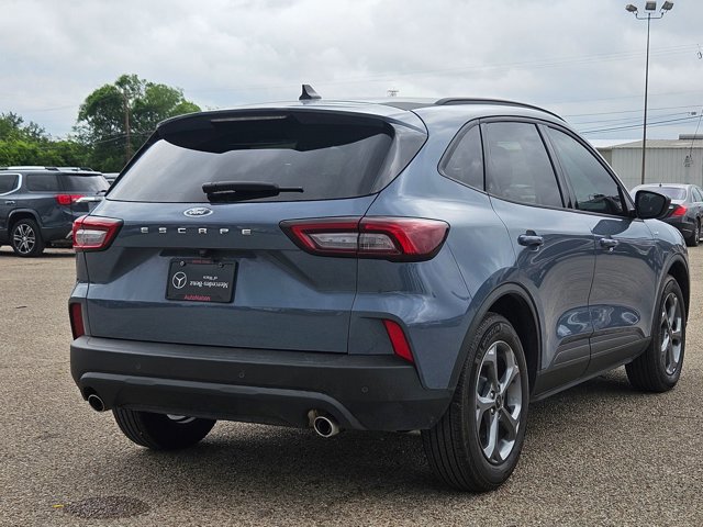 Used 2026 Ford Escape ST-Line w/ Tech Pack #1 FWD image 5