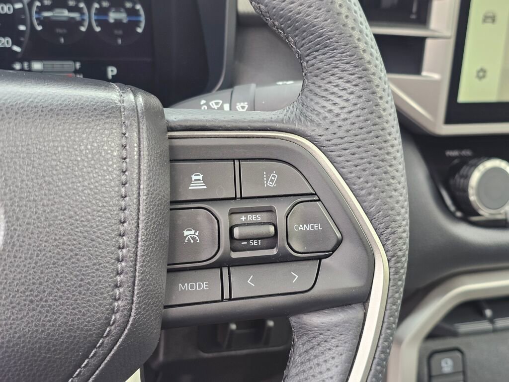 Used 2025 Toyota Tundra Limited image 32