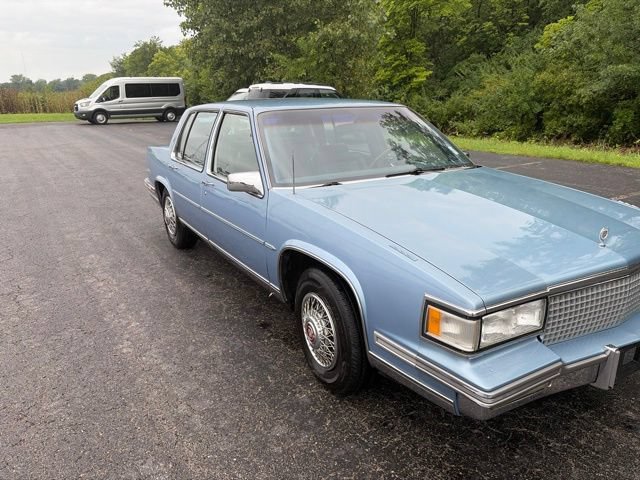 Used 1988 Cadillac De Ville Sedan FWD image 5