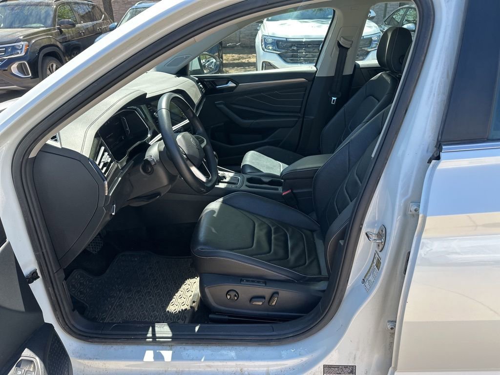 Used 2024 Volkswagen Jetta SEL image 14