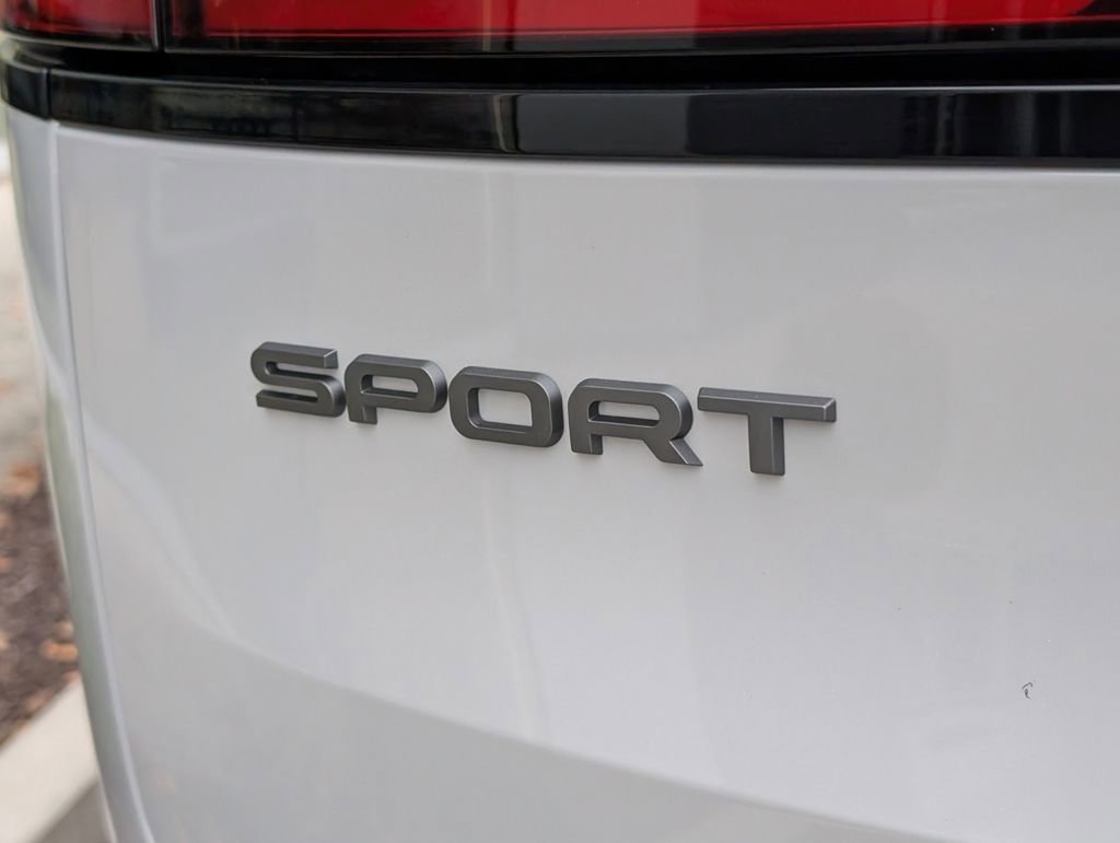 New 2026 Land Rover Range Rover Sport SE AWD/4WD image 30