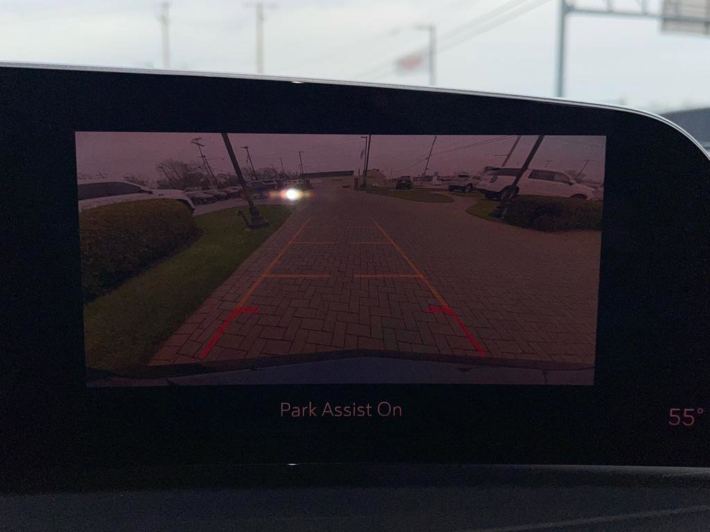 Used 2024 Cadillac XT4 Premium Luxury image 21