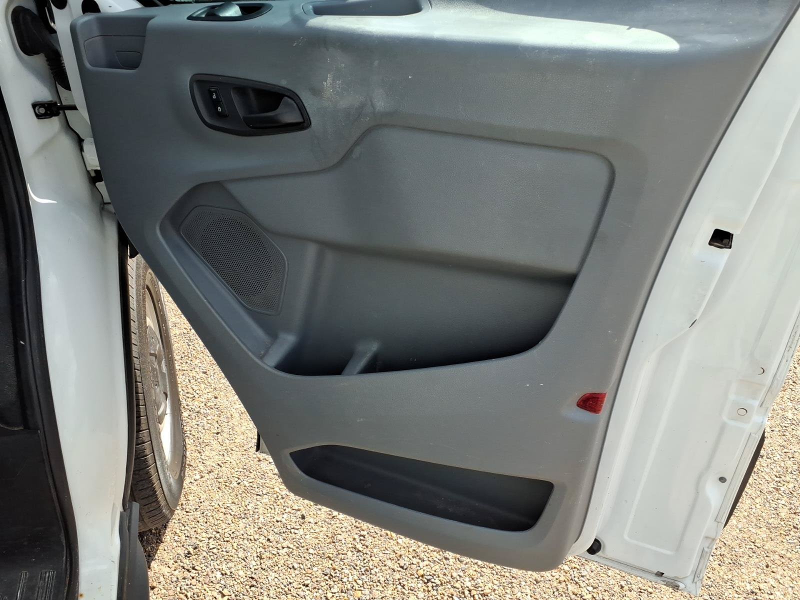Used 2017 Ford Transit 150 130 Low Roof RWD image 19
