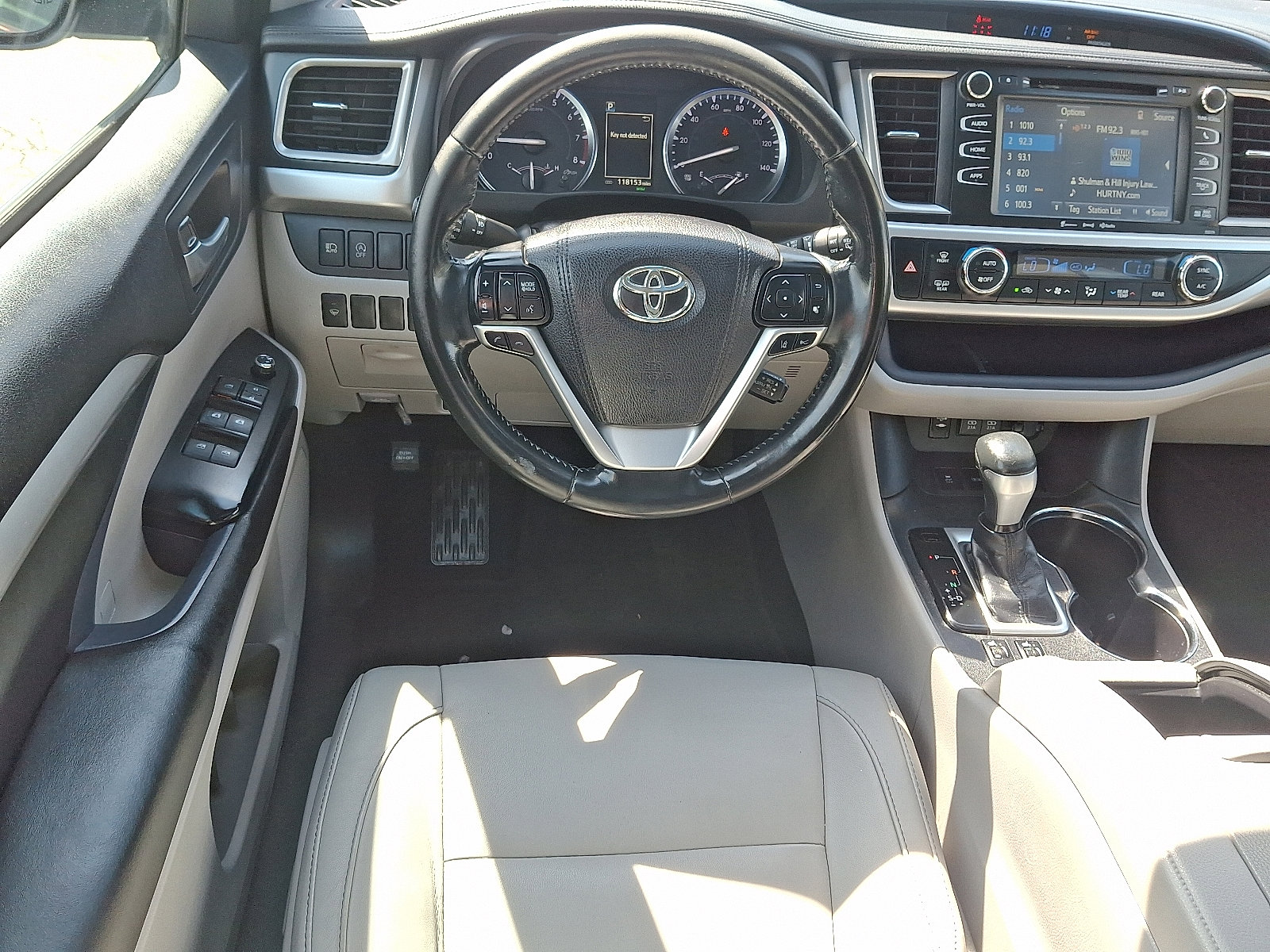 Used 2017 Toyota Highlander XLE w/ Protection Package #3 AWD/4WD image 14