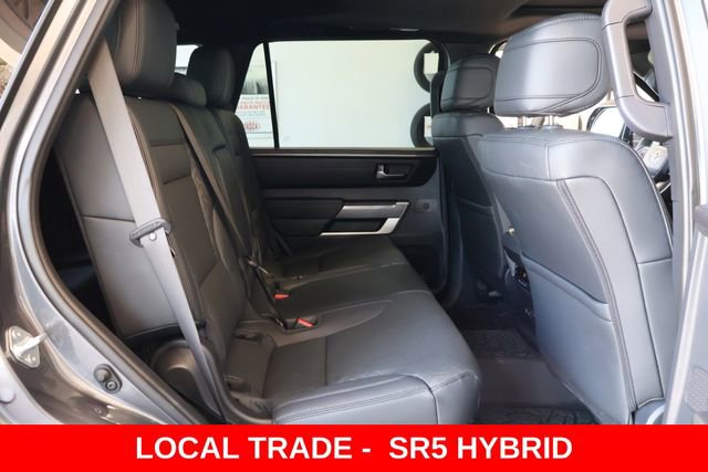 Used 2025 Toyota Sequoia SR5 w/ SR5 Premium Package AWD/4WD image 20