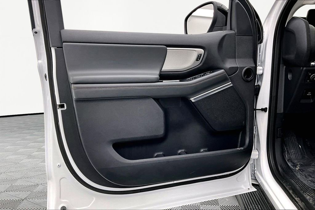 Used 2025 Ford Expedition Max Active image 23