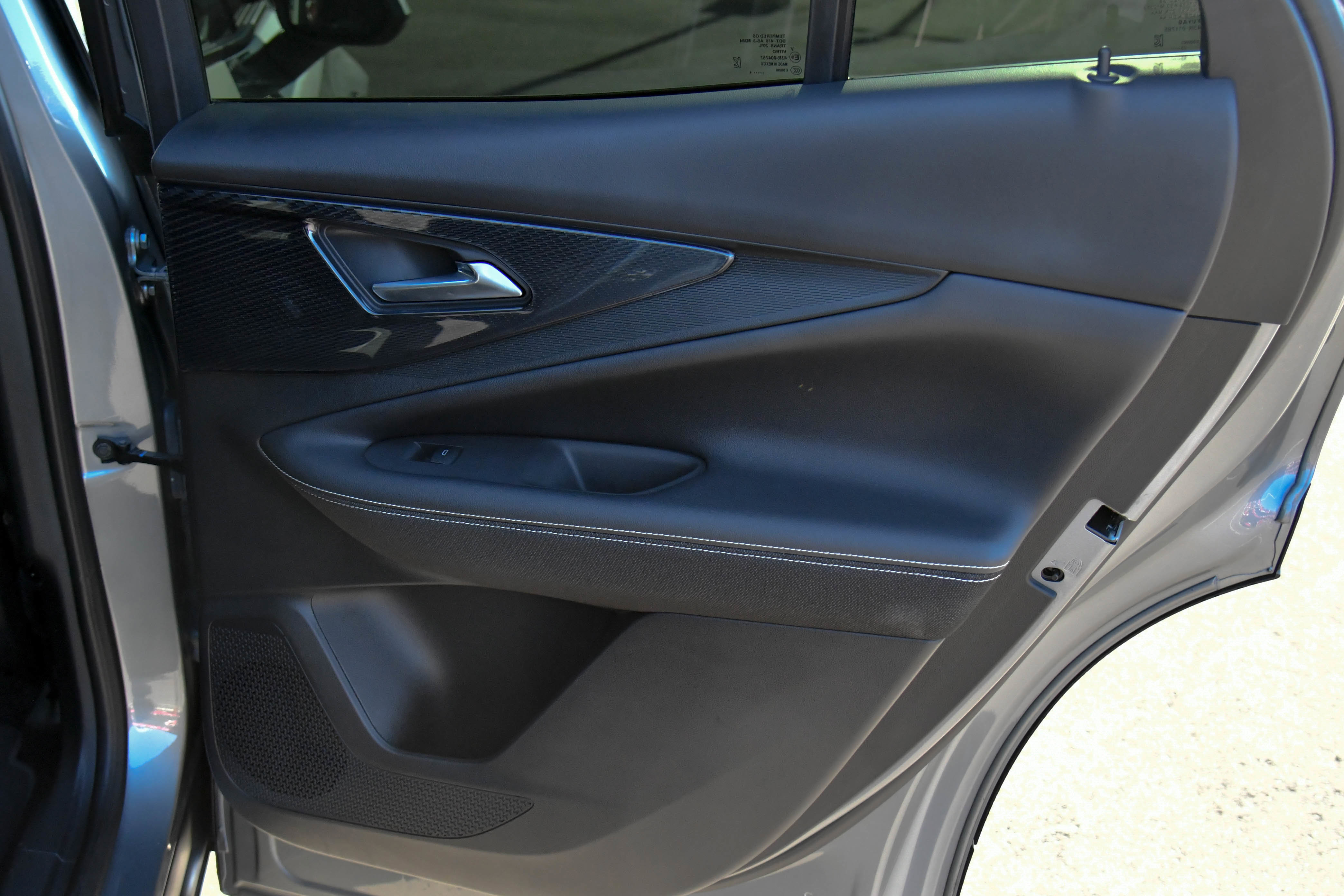 Used 2024 Chevrolet Blazer EV LT image 49