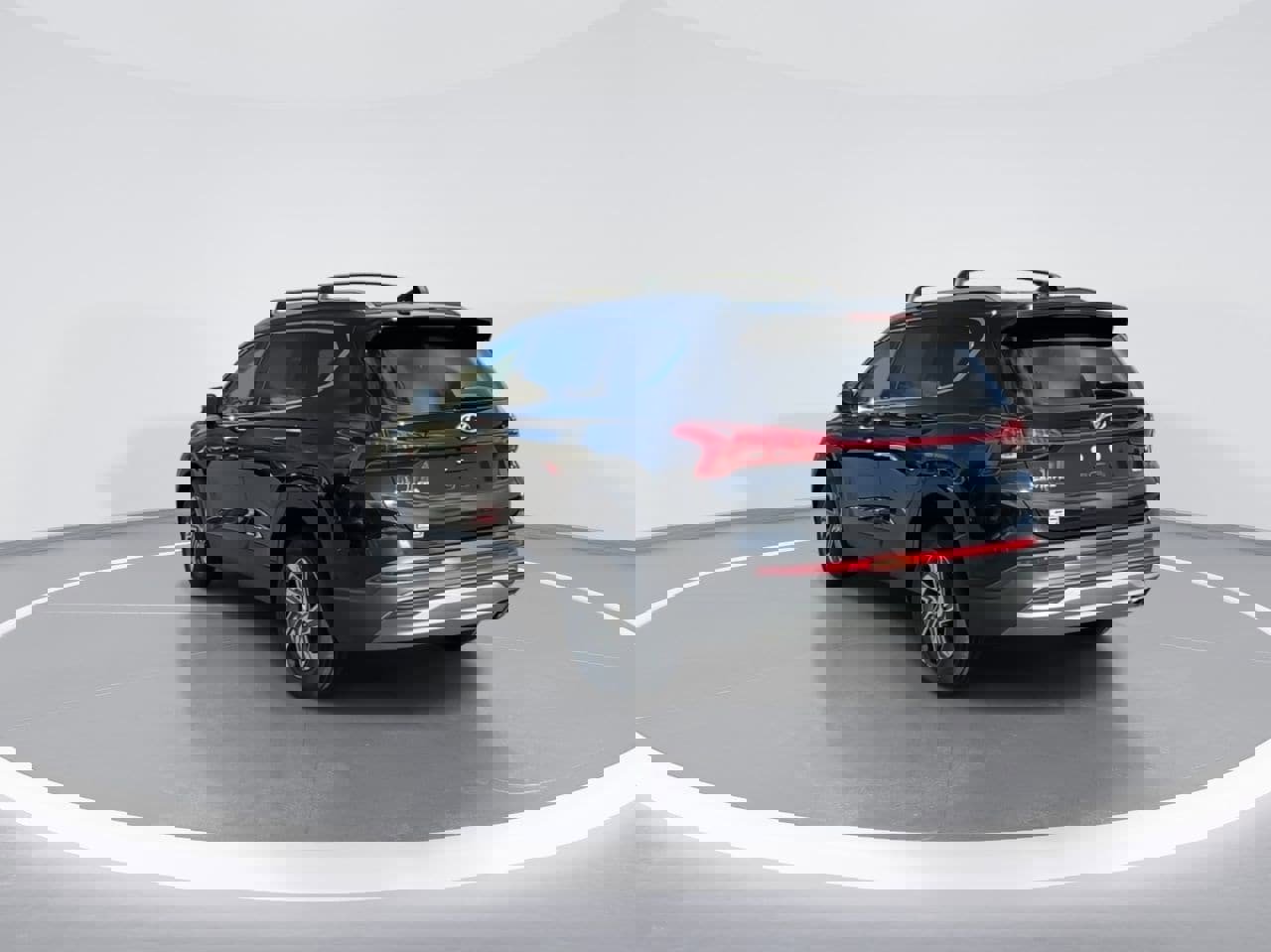 Used 2023 Hyundai Santa Fe SEL image 5