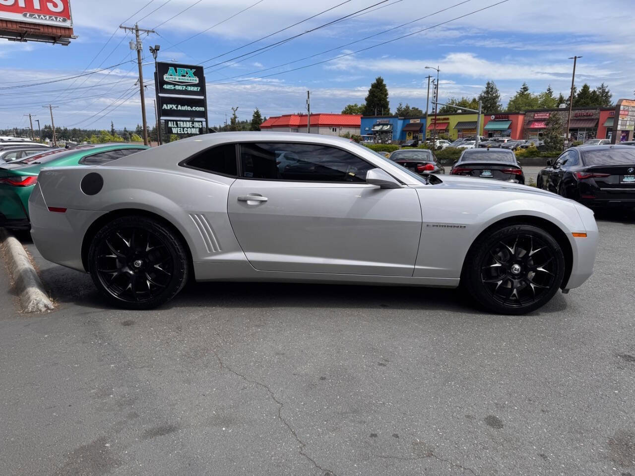 Used 2010 Chevrolet Camaro LT w/ RS Package RWD image 8