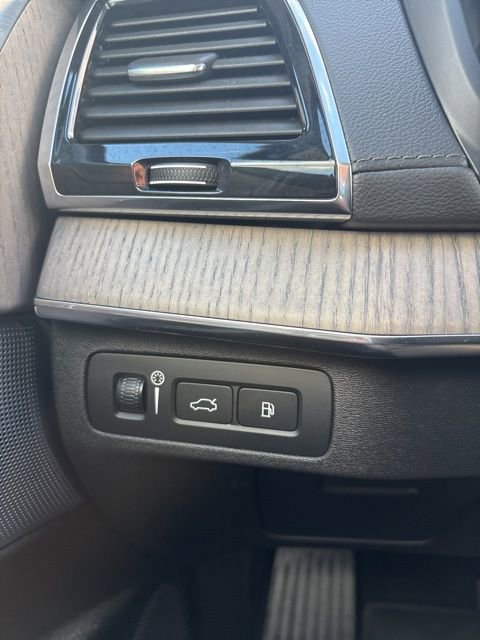 Used 2021 Volvo XC90 T8 Inscription w/ Protection Package Premier image 15