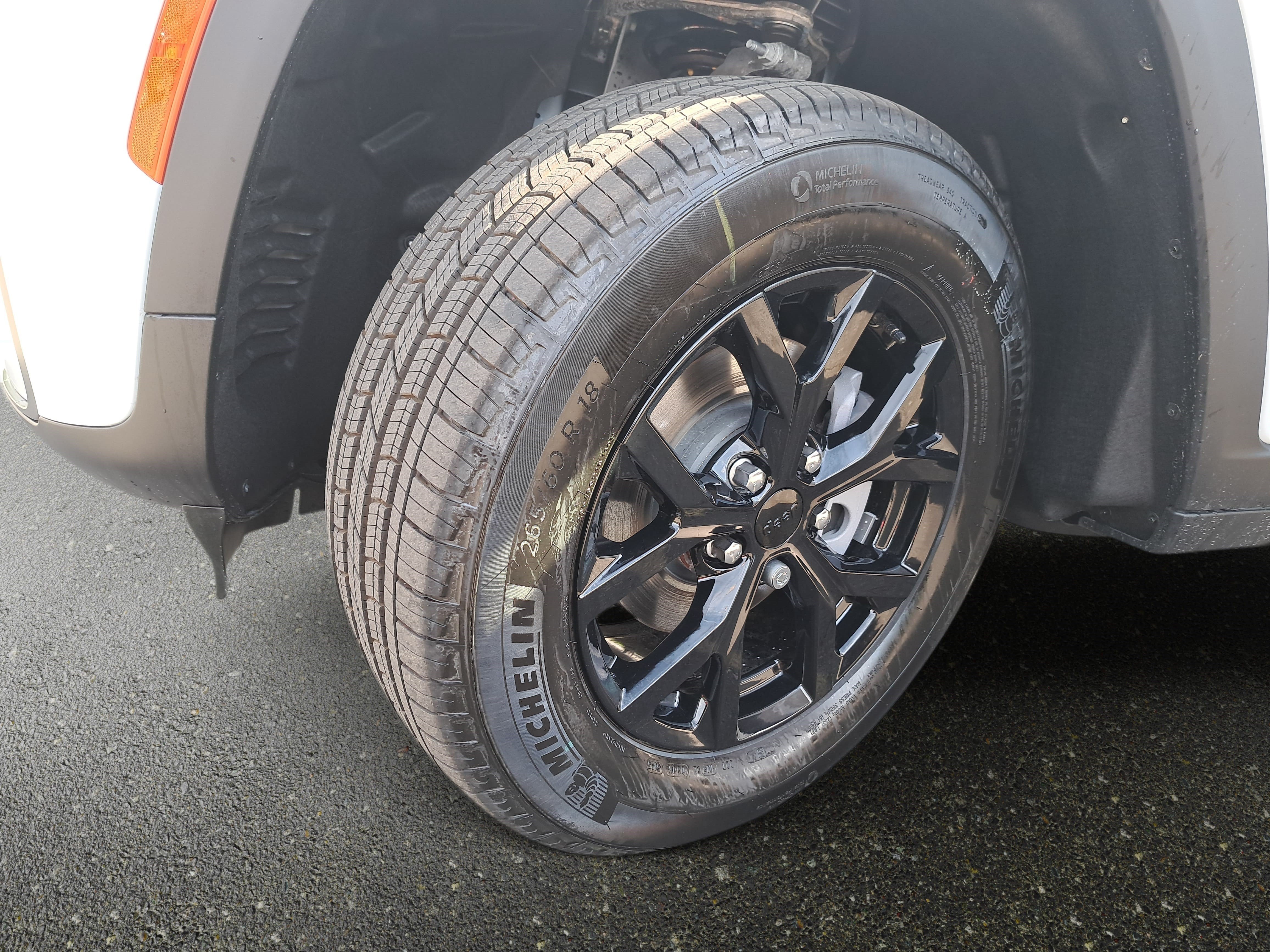New 2026 Jeep Grand Cherokee Altitude AWD/4WD image 31