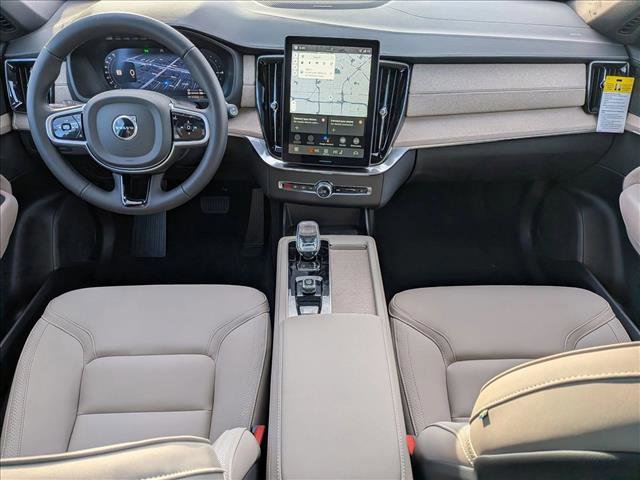 New 2026 Volvo XC90 T8 Plus w/ Protection Package Premier image 16