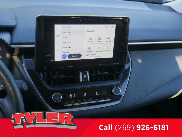 Used 2025 Toyota Corolla LE w/ LE Premium Package FWD image 47