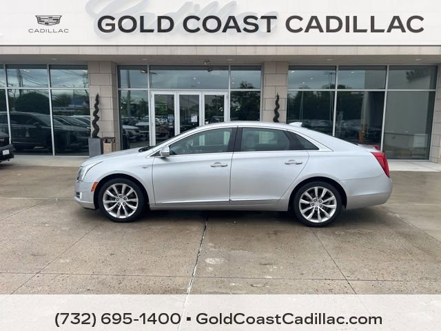 Used 2016 Cadillac XTS Luxury FWD image 2