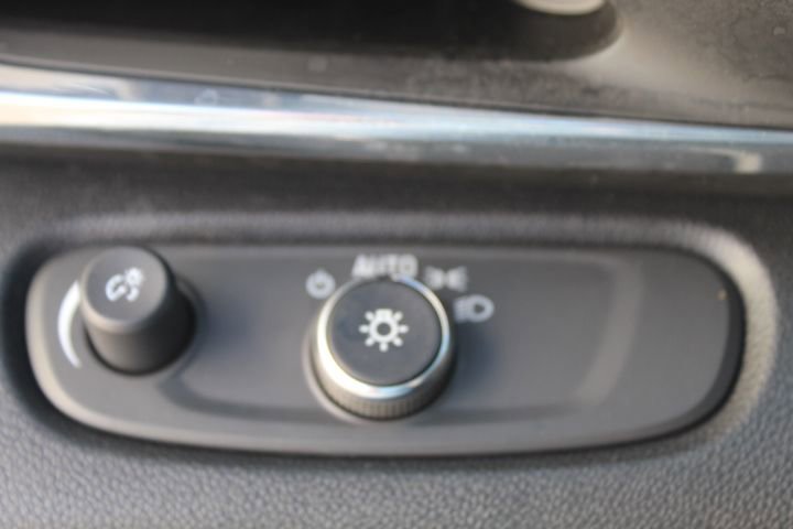 Used 2025 Buick Envista Preferred w/ Convenience II Package FWD image 15