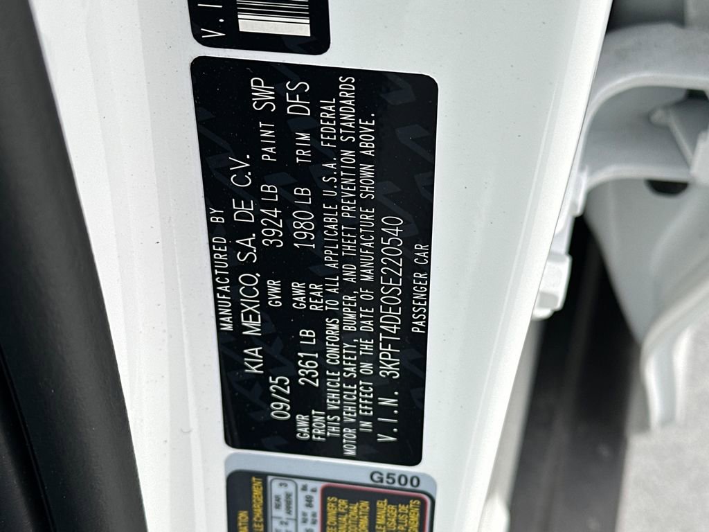 New 2025 Kia K4 FWD image 27