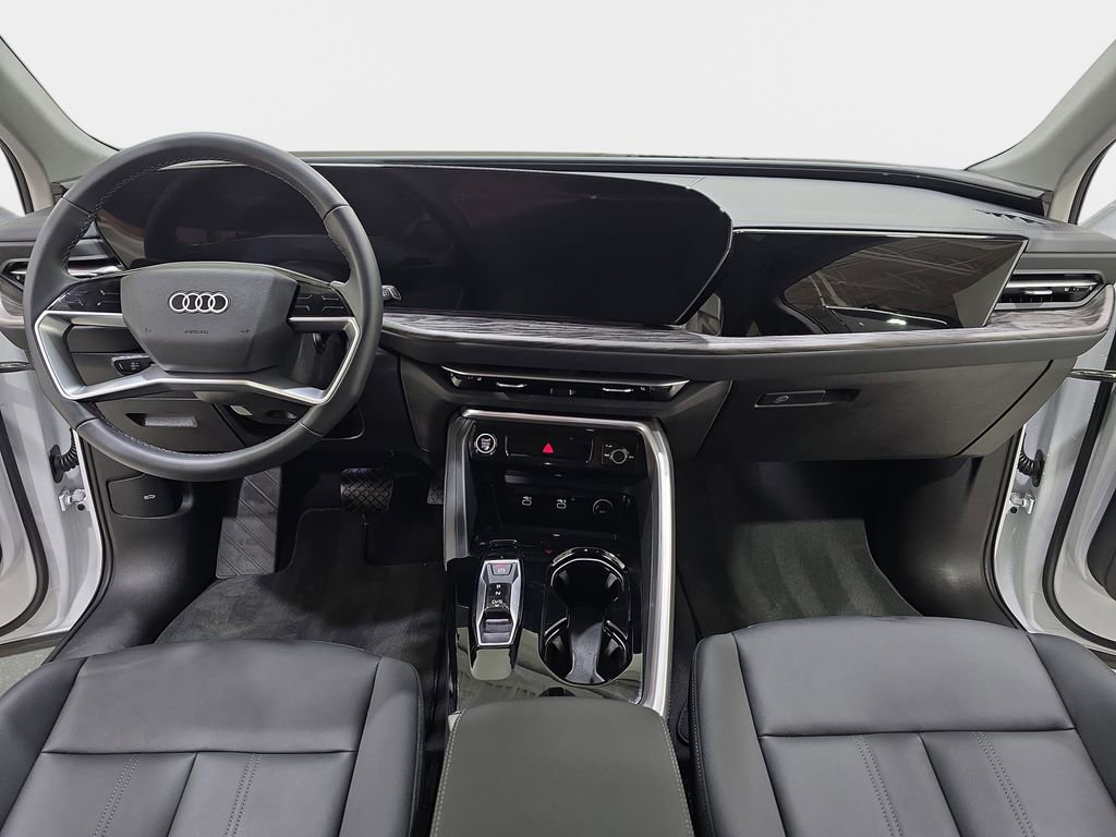 Used 2025 Audi Q5 Premium Plus w/ Premium Plus image 10