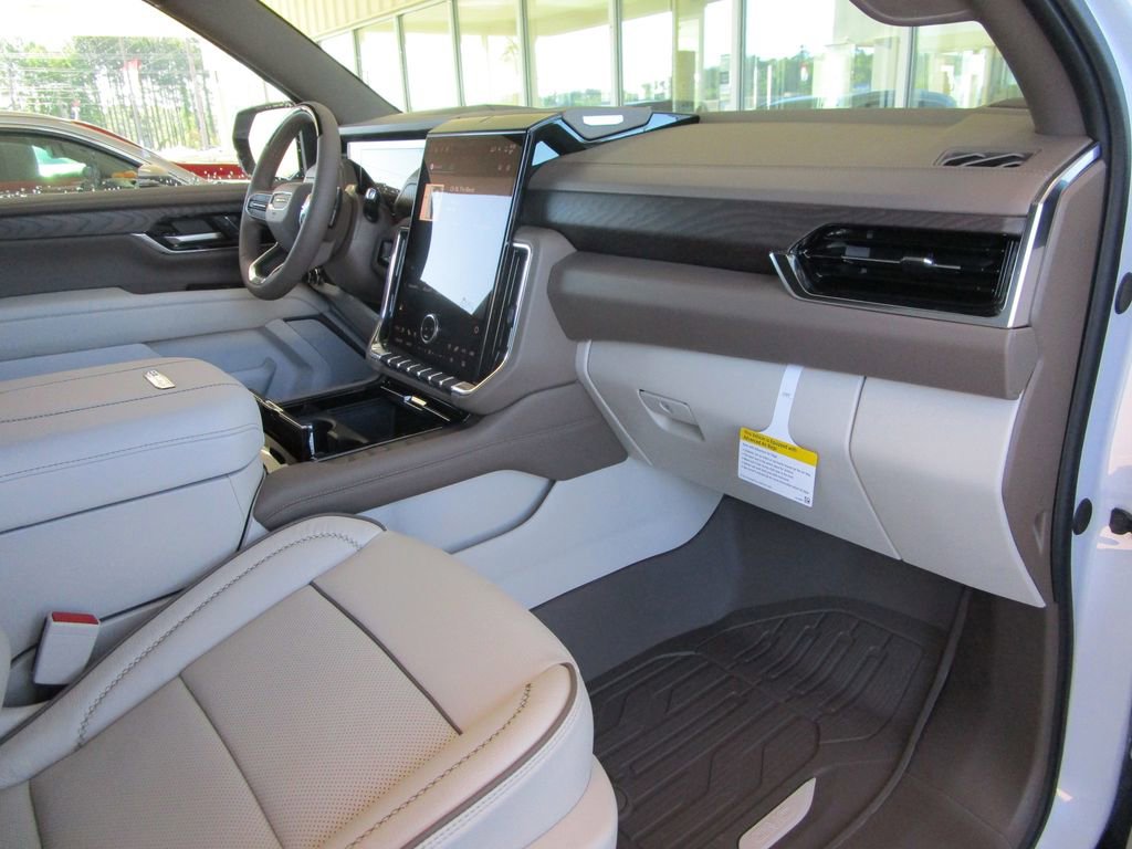 New 2026 GMC Yukon Denali w/ Denali Reserve Package RWD image 37