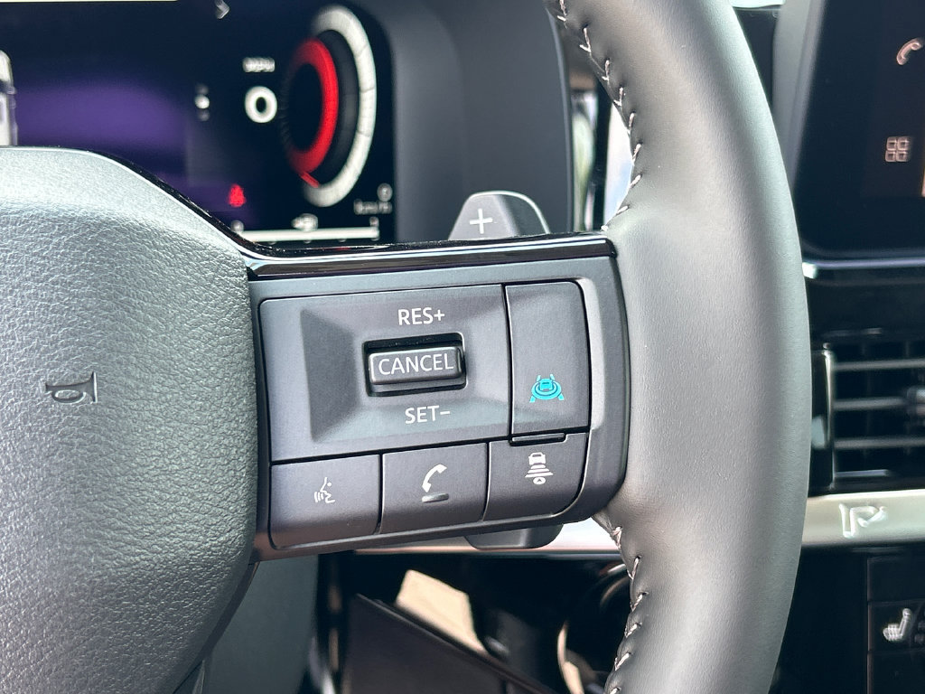 New 2026 Nissan Pathfinder SL FWD image 28