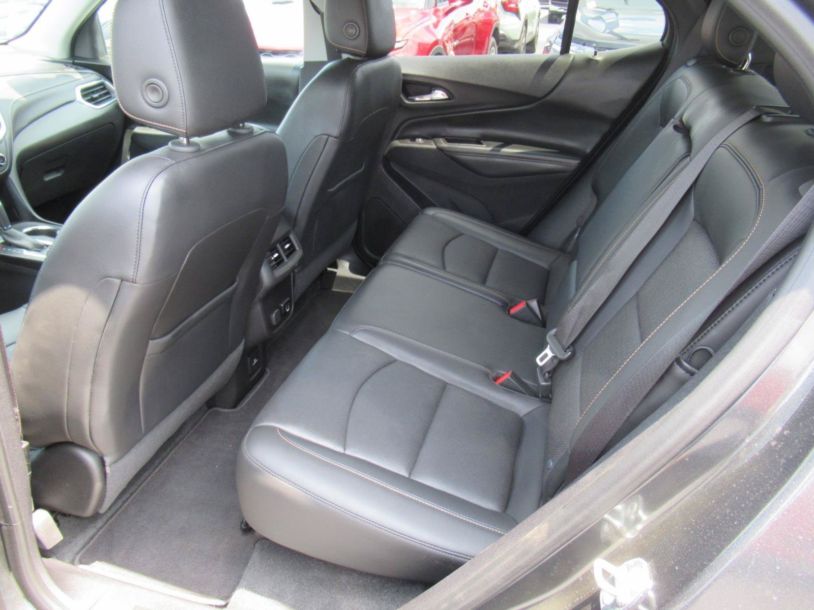 Certified 2018 Chevrolet Equinox Premier FWD image 31