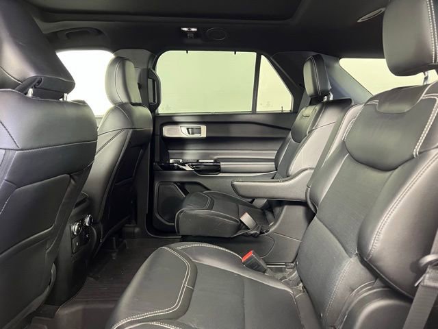 Used 2022 Ford Explorer ST w/ Equipment Group 401A image 9