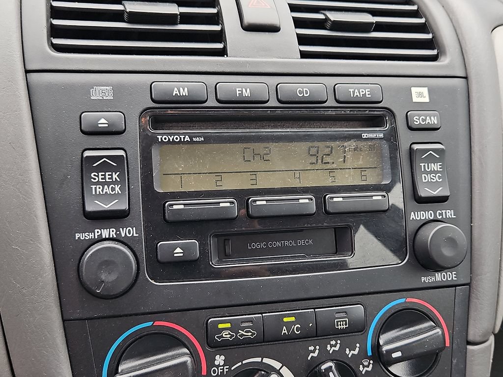 Used 2002 Toyota Avalon XL FWD image 17