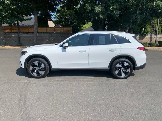 Used 2023 Mercedes-Benz GLC 300 4MATIC image 2