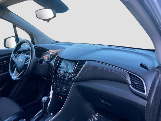 Used 2022 Chevrolet Trax LT w/ Driver Confidence Package image 26