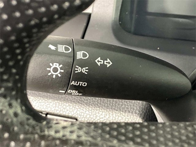 Used 2025 Toyota Tacoma SR image 16